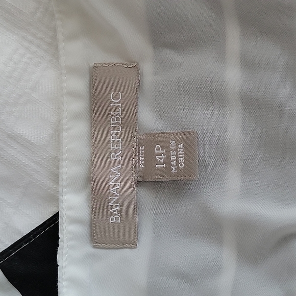 Banana Republic B&W dress - Picture 3 of 8